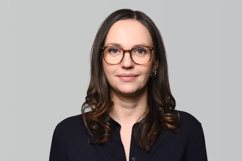 Dr. Miriam Martiny
