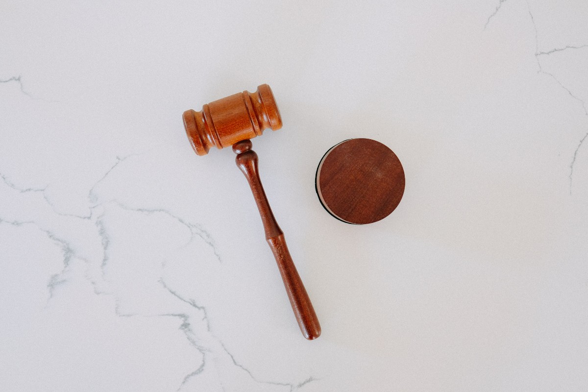 tingey-injury-law-firm-6sl88x150Xs-unsplash Corona-Test